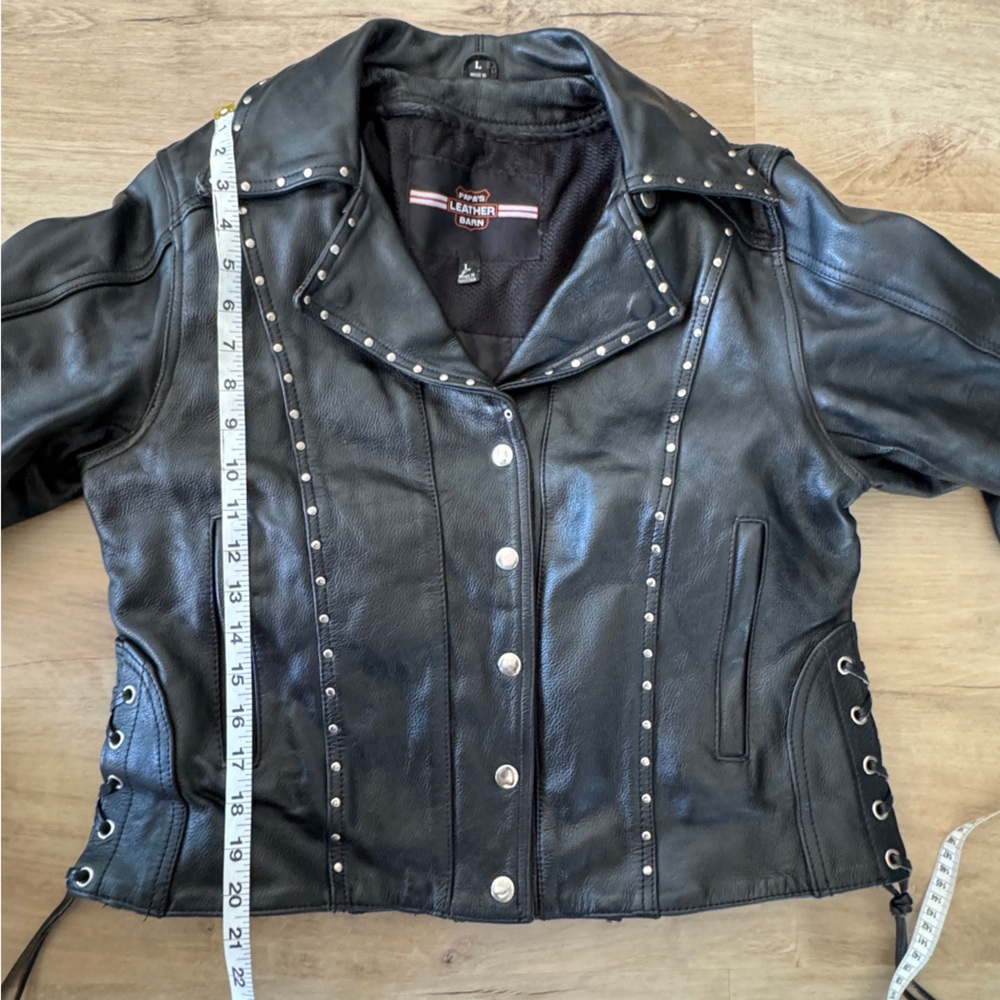 Papa’s Leather Barn Studded Black Leather Biker Jacket sz L - Picture 4 of 9